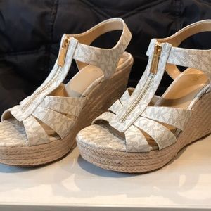 Michael Kors -Berkeley Platform Wedge